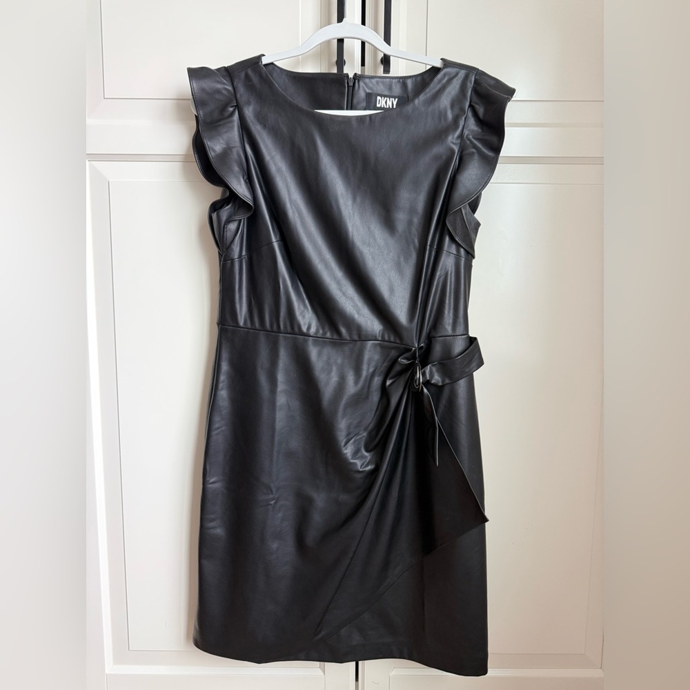 Excellent Like New DKNY Faux Leather Dress. Black. Size 10.